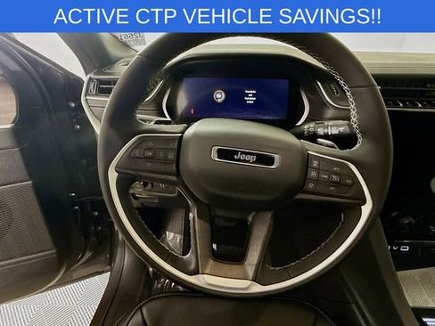 New 2025 Jeep Grand Cherokee L Limited w/ Luxury Tech Group II image 11