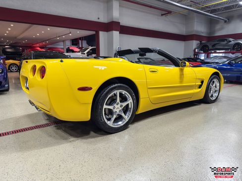 Used 2000 Chevrolet Corvette Convertible image 5