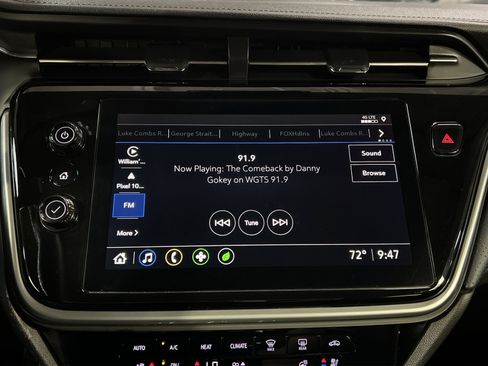 Used 2023 Chevrolet Bolt EUV Premier FWD image 18