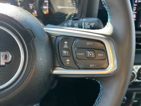 Used 2024 Jeep Wrangler High Altitude image 26