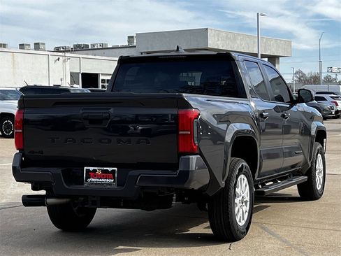 New 2026 Toyota Tacoma SR5 image 4