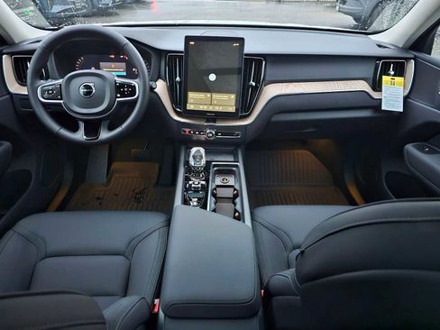 New 2026 Volvo XC60 B5 Plus w/ Climate Package image 14