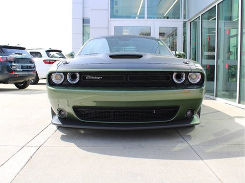 Certified 2021 Dodge Challenger R/T Scat Pack w/ T/A Package RWD image 2