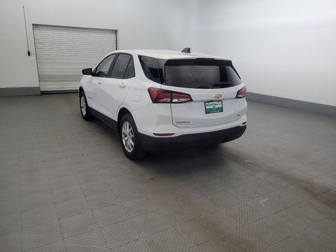 Used 2023 Chevrolet Equinox LS w/ LS Convenience Package AWD/4WD image 5