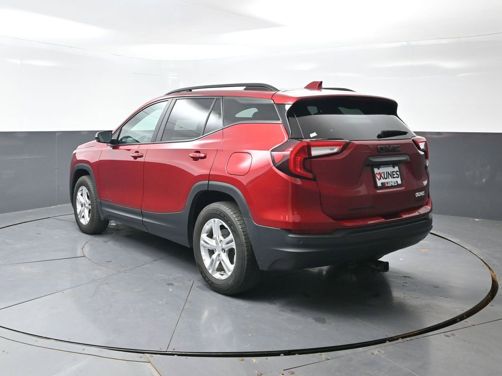 Used 2022 GMC Terrain SLE w/ Driver Convenience Package AWD/4WD image 12