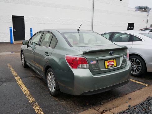 Used 2016 Subaru Impreza 2.0i Premium AWD/4WD image 4