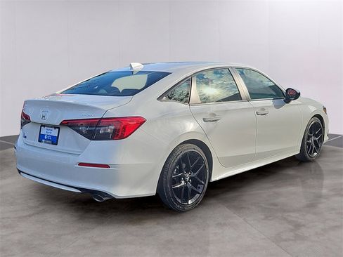 Certified 2024 Honda Civic Sport image 4