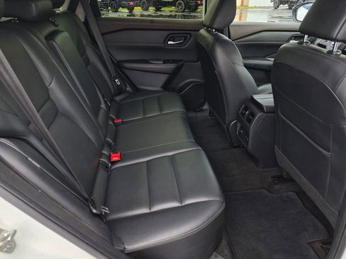 Used 2023 Nissan Rogue SL w/ SL Premium Package FWD image 15