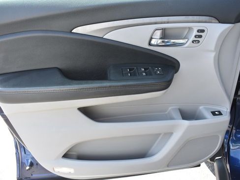 Used 2023 Honda Ridgeline RTL-E image 12