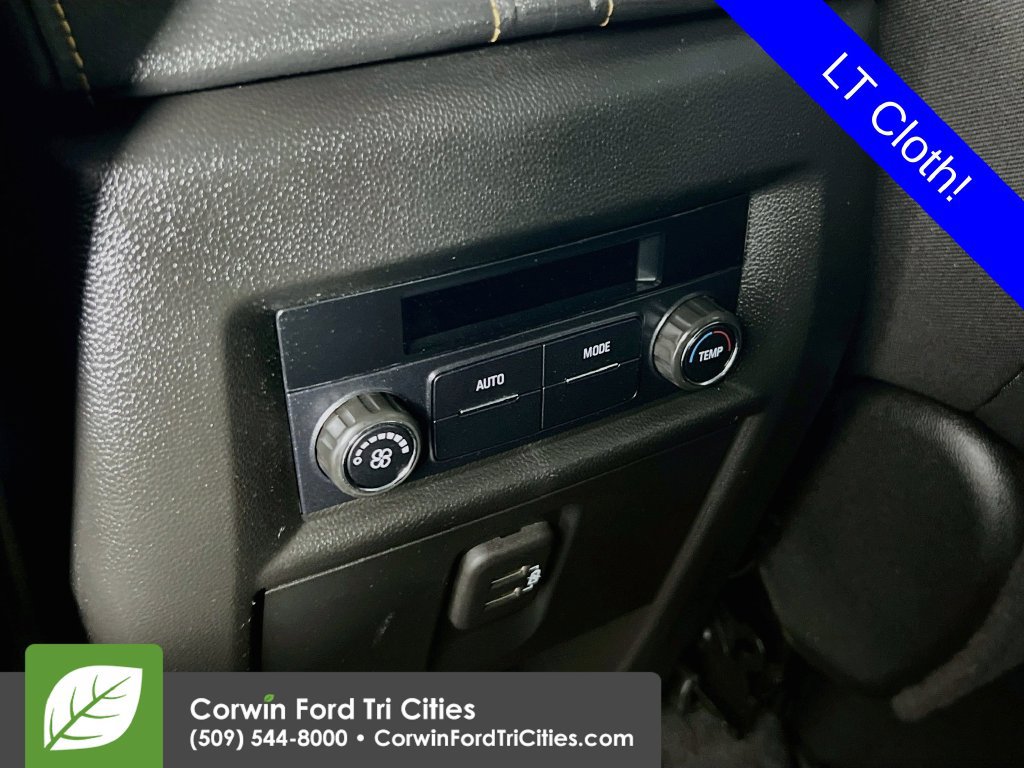 Used 2021 Chevrolet Traverse LT FWD image 30