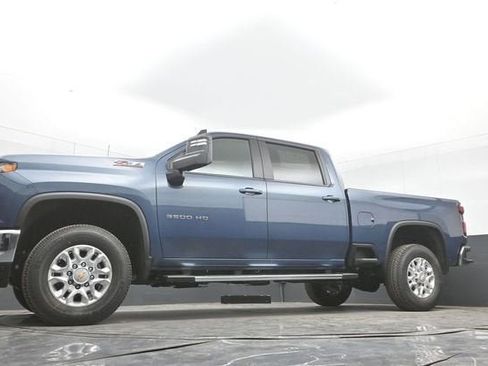 New 2026 Chevrolet Silverado 3500 LT w/ Leather Package AWD/4WD image 45