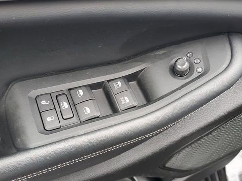 Used 2023 Jeep Grand Cherokee Limited w/ Trailer Tow Prep Group (B) image 16