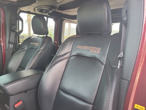 Used 2021 Jeep Wrangler Unlimited Rubicon w/ Trailer Tow Package AWD/4WD image 19