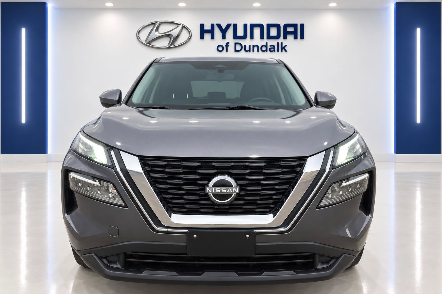Used 2022 Nissan Rogue SV FWD image 5