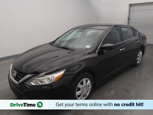 Used 2017 Nissan Altima 2.5 SV FWD image 1