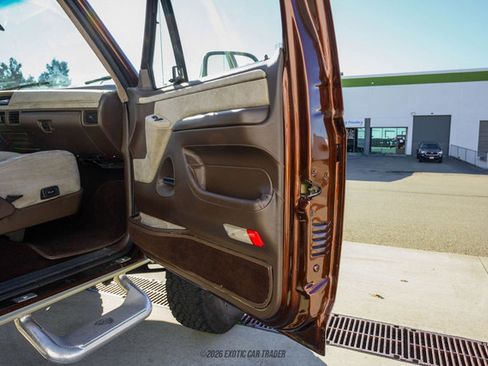 Used 1994 Ford Bronco Eddie Bauer image 42