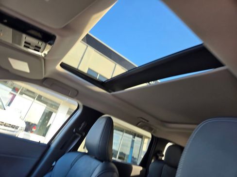 New 2026 Mitsubishi Outlander SE image 9