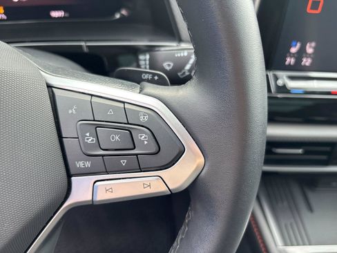 Used 2025 Volkswagen Atlas Peak Edition SE AWD/4WD image 20