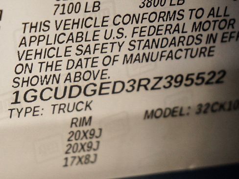 Used 2024 Chevrolet Silverado 1500 LTZ w/ LTZ Premium Package AWD/4WD image 28