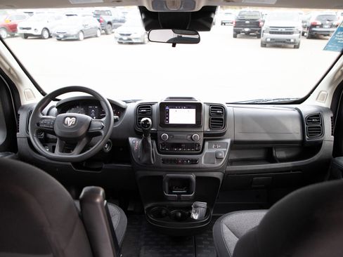 Used 2023 RAM ProMaster 2500 image 12