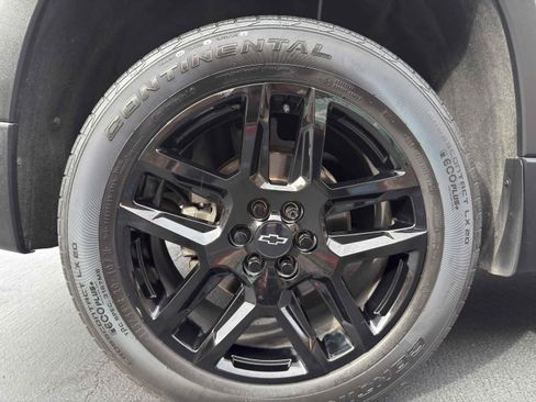 Used 2020 Chevrolet Traverse LS image 16