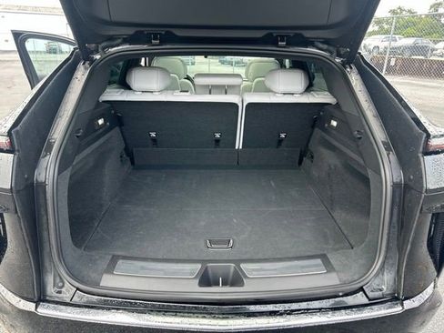 Certified 2024 Cadillac Lyriq Luxury RWD image 18