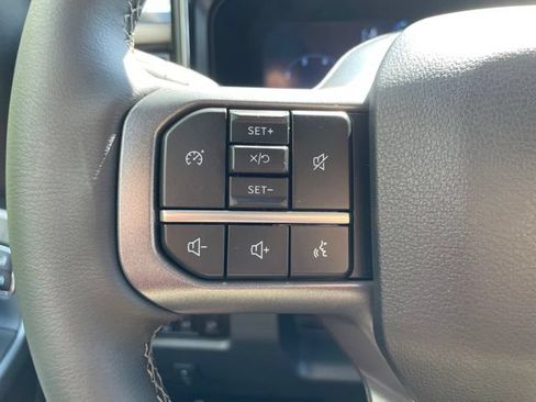 New 2026 Ford F250 Lariat w/ Black Appearance Package AWD/4WD image 17