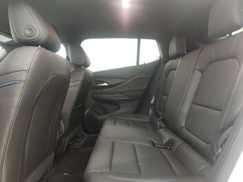 Used 2026 Buick Envista Sport Touring w/ Convenience I Package FWD image 10