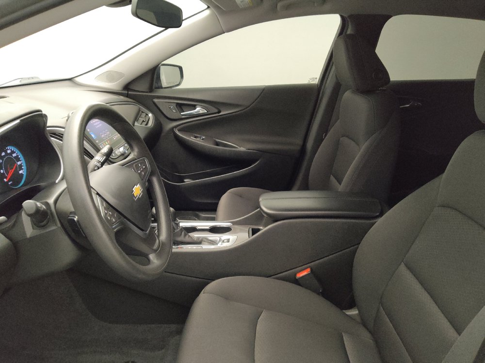 Used 2022 Chevrolet Malibu LT FWD image 17