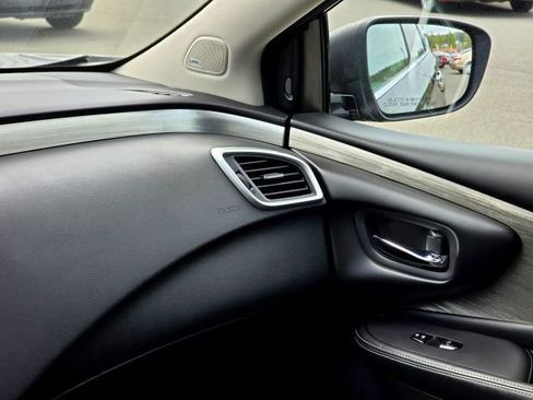 Used 2017 Nissan Murano Platinum w/ Platinum Technology Package image 22