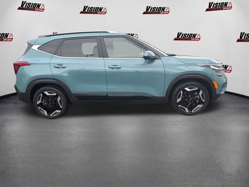 Certified 2024 Kia Seltos SX w/ SX Sunroof Package AWD/4WD image 4