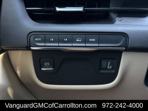 Used 2021 Cadillac Escalade Premium Luxury AWD/4WD image 27