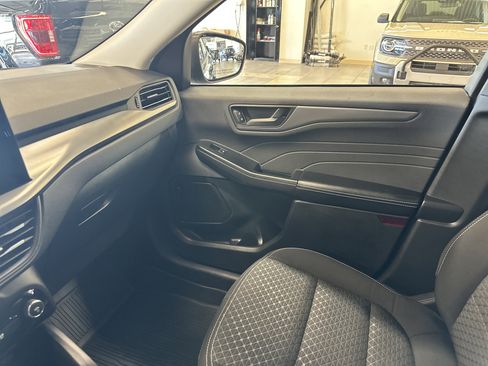 Used 2023 Ford Escape Active w/ Tech Pack #1 image 23