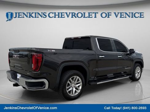 Used 2021 GMC Sierra 1500 SLT w/ SLT Premium Plus Package AWD/4WD image 5