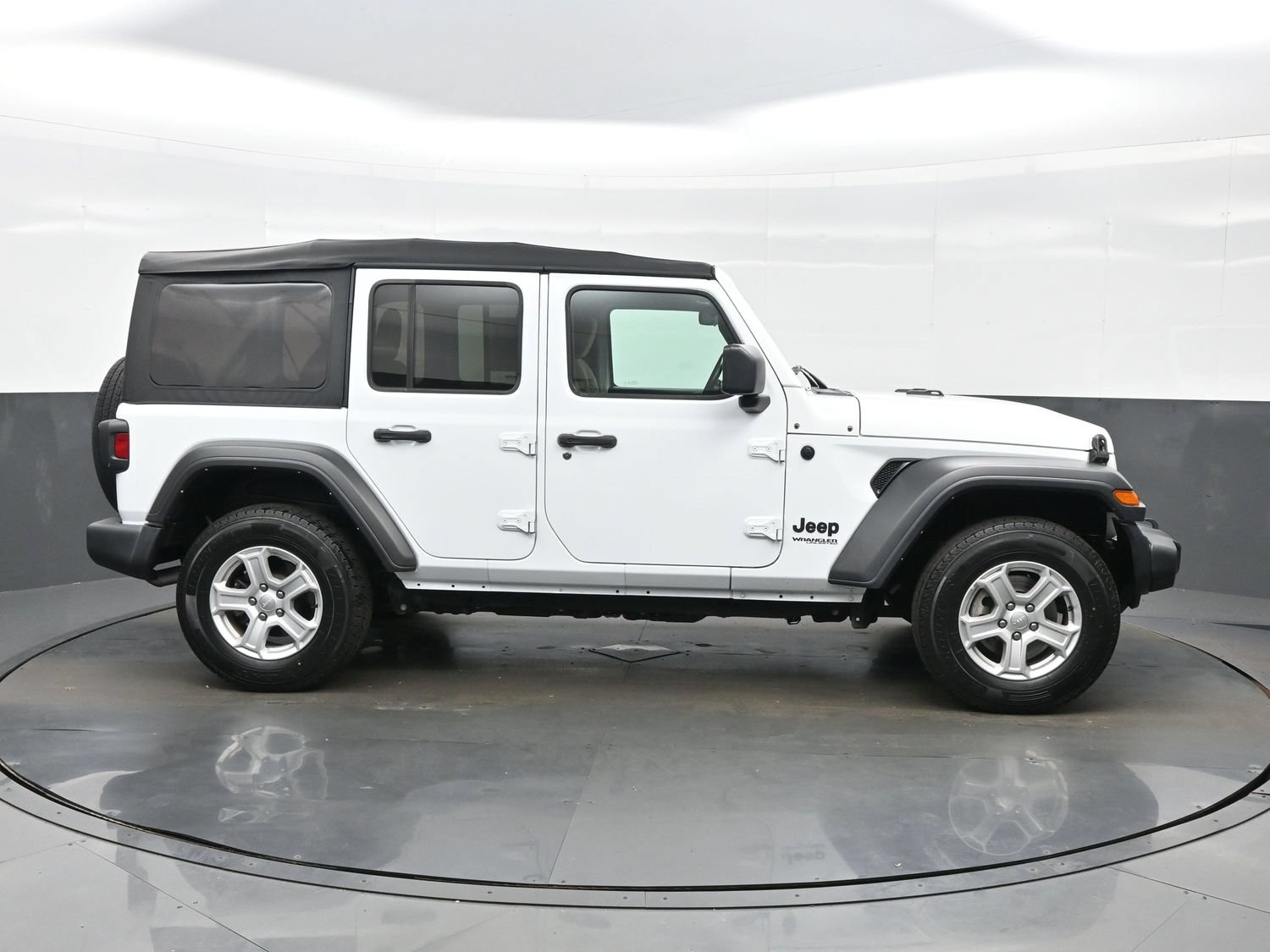 Used 2022 Jeep Wrangler Unlimited Sport AWD/4WD image 10