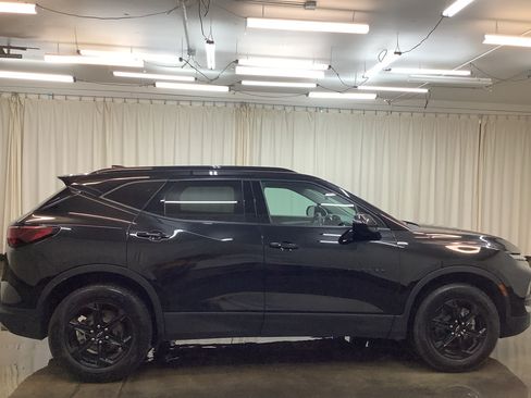 Used 2023 Chevrolet Blazer LT w/ Convenience Package FWD image 4