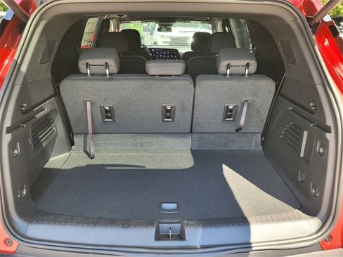 New 2025 Chevrolet Traverse LT image 21
