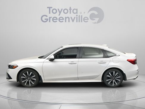 Used 2022 Honda Civic EX image 5