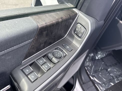 Used 2024 Ford F350 Lariat w/ Camper Package image 17