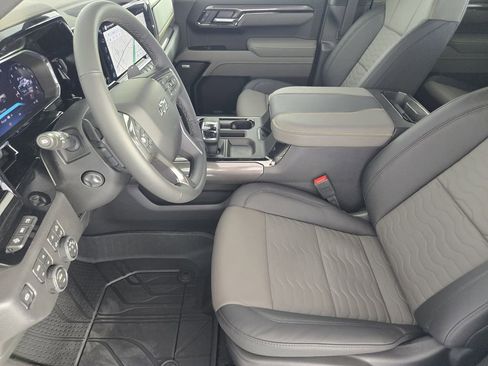 New 2026 Chevrolet Silverado 1500 ZR2 w/ LPO, Dark Essentials Package AWD/4WD image 13