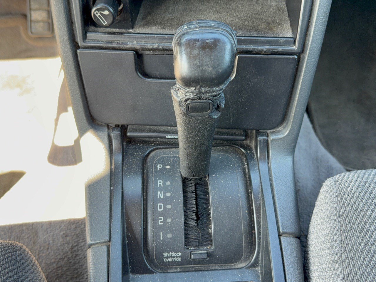 Used 1994 Volvo 940 Sedan RWD image 21