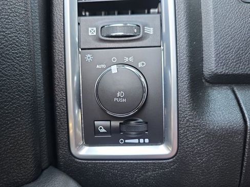 Used 2018 RAM 2500 Power Wagon AWD/4WD image 26