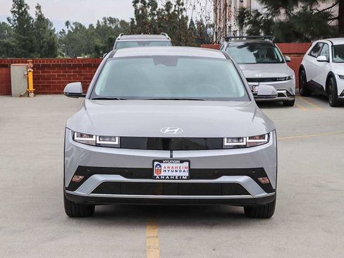New 2026 Hyundai Ioniq 5 SEL image 2