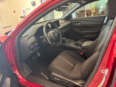 Certified 2023 Honda Accord Sport image 12