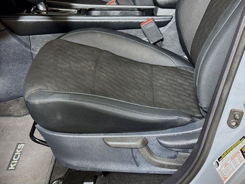 Used 2024 Nissan Kicks SV w/ Interior Electronics Package FWD image 16