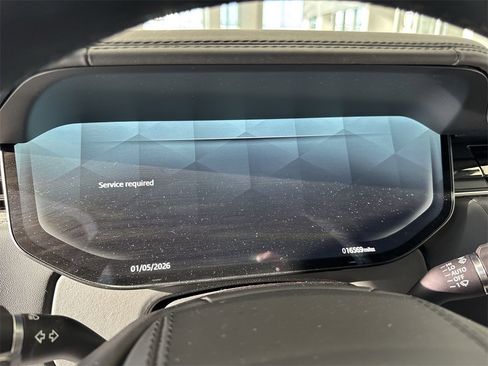 Used 2025 Land Rover Range Rover Long Wheelbase Autobiography image 15