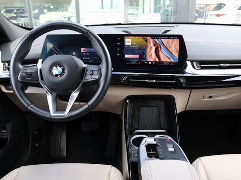 Used 2025 BMW X2 xDrive28i w/ Convenience Package image 24