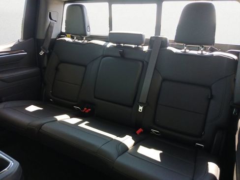 Used 2025 Chevrolet Silverado 1500 RST w/ Convenience Package II AWD/4WD image 9