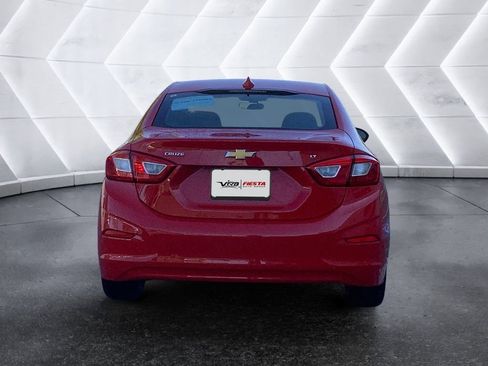 Used 2018 Chevrolet Cruze LT image 5