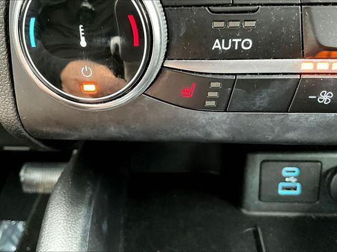 Used 2023 Ford Escape Active AWD/4WD image 36